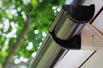 Top rated Enumclaw gutter cleaning in WA near 98022