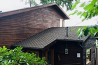 Black Diamond composition roof shingles for your home in WA near 98010